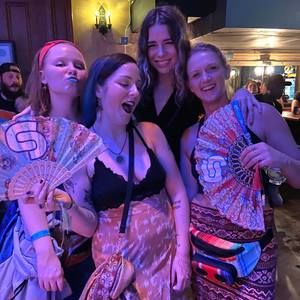 Meet your Posher, Tayler